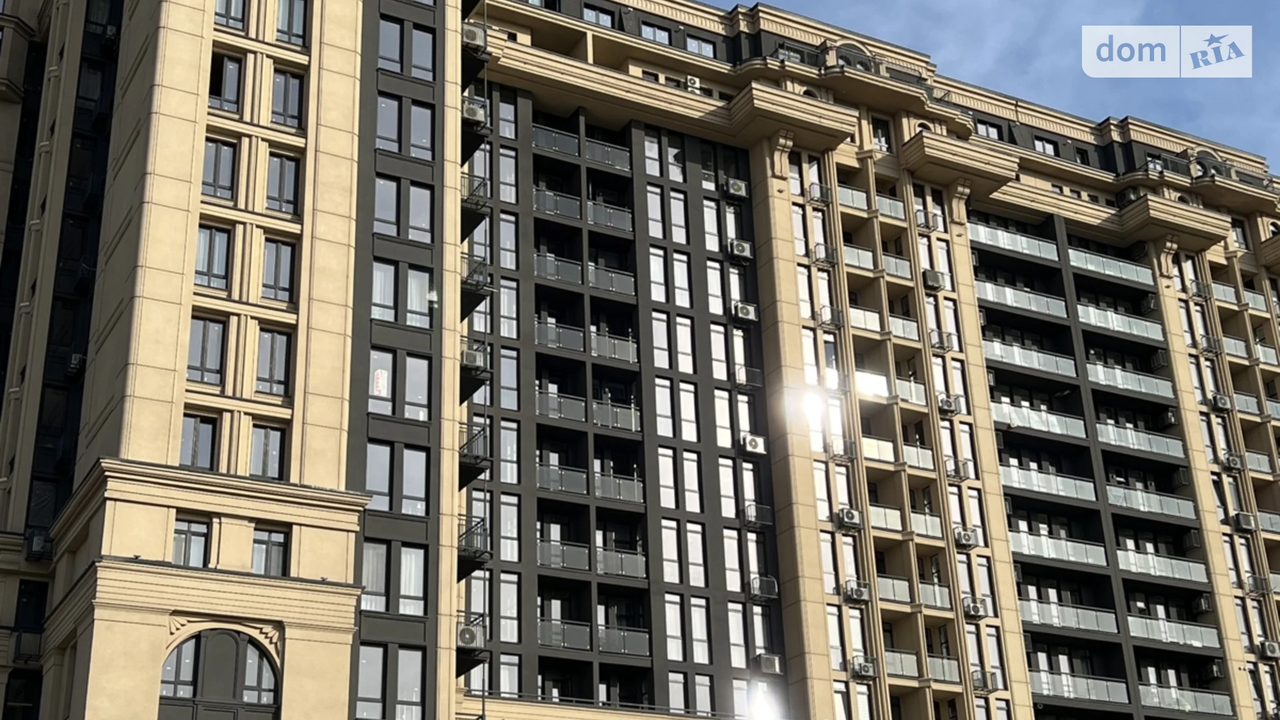 Продается 1-комнатная квартира 61 кв. м в Виннице, просп. Космонавтов, 49 - фото 2