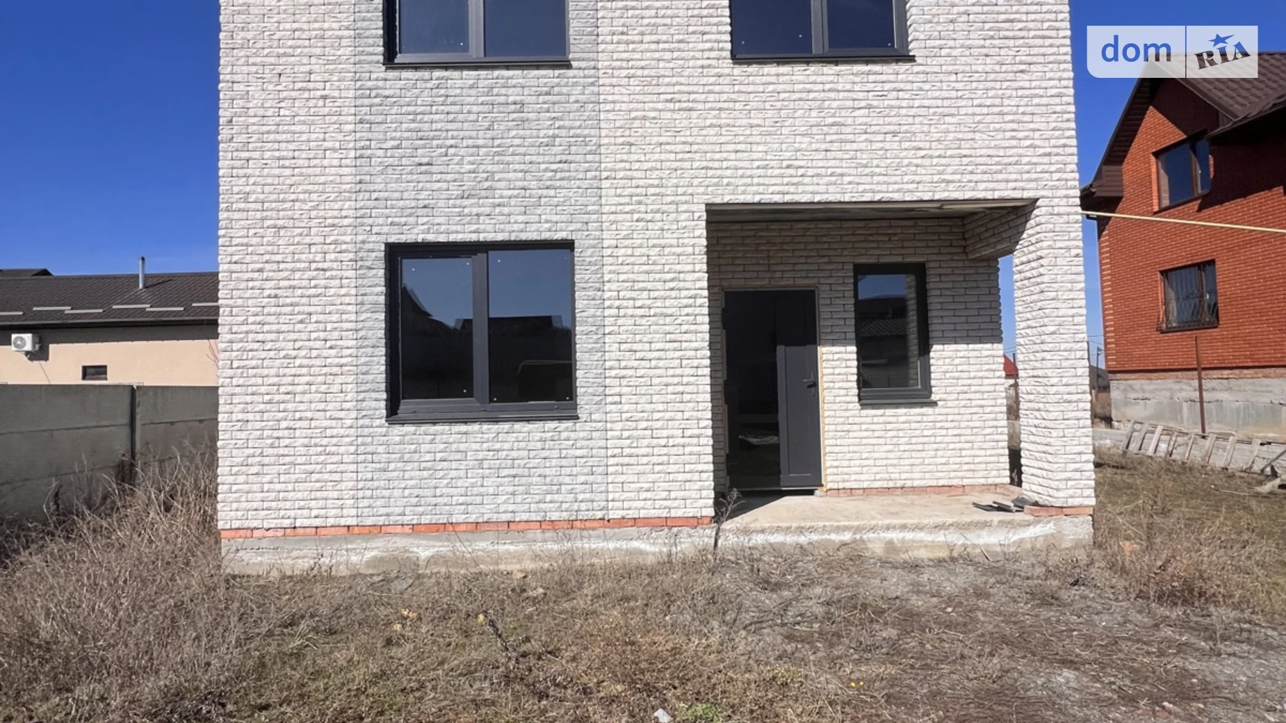 Продается дом на 2 этажа 120 кв. м с гаражом, цена: 92000 $ - фото 2