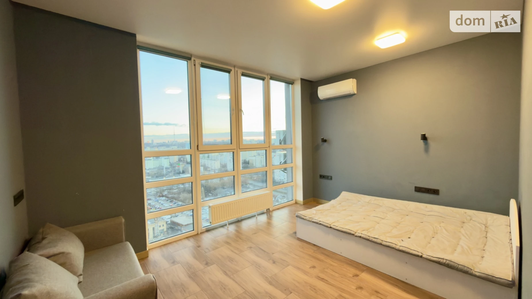 Продается 5-комнатная квартира 134.4 кв. м в Киеве, ул. Николая Гулака, 4 - фото 2