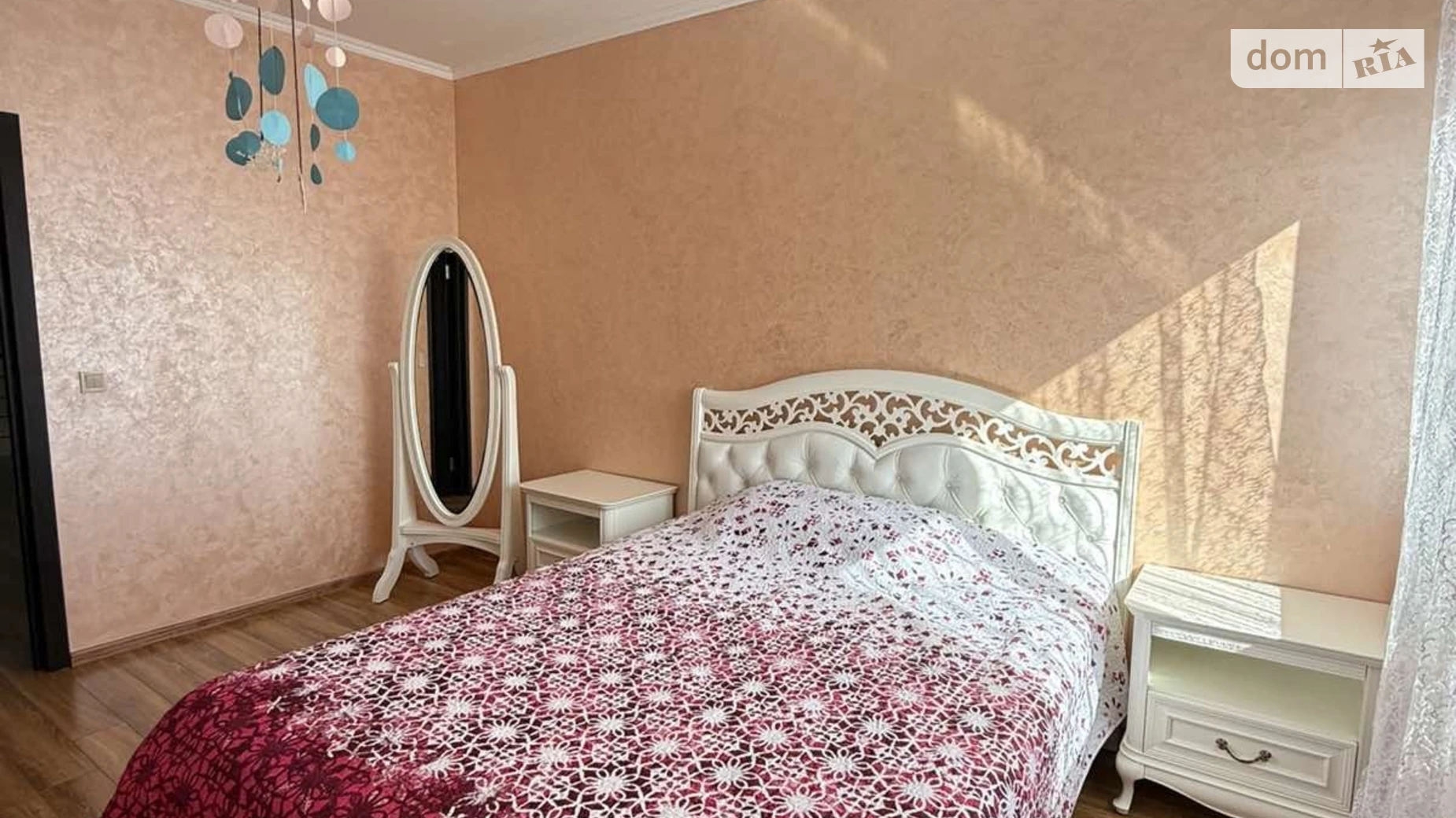 Продается дом на 3 этажа 297.8 кв. м с камином, цена: 162000 $ - фото 5