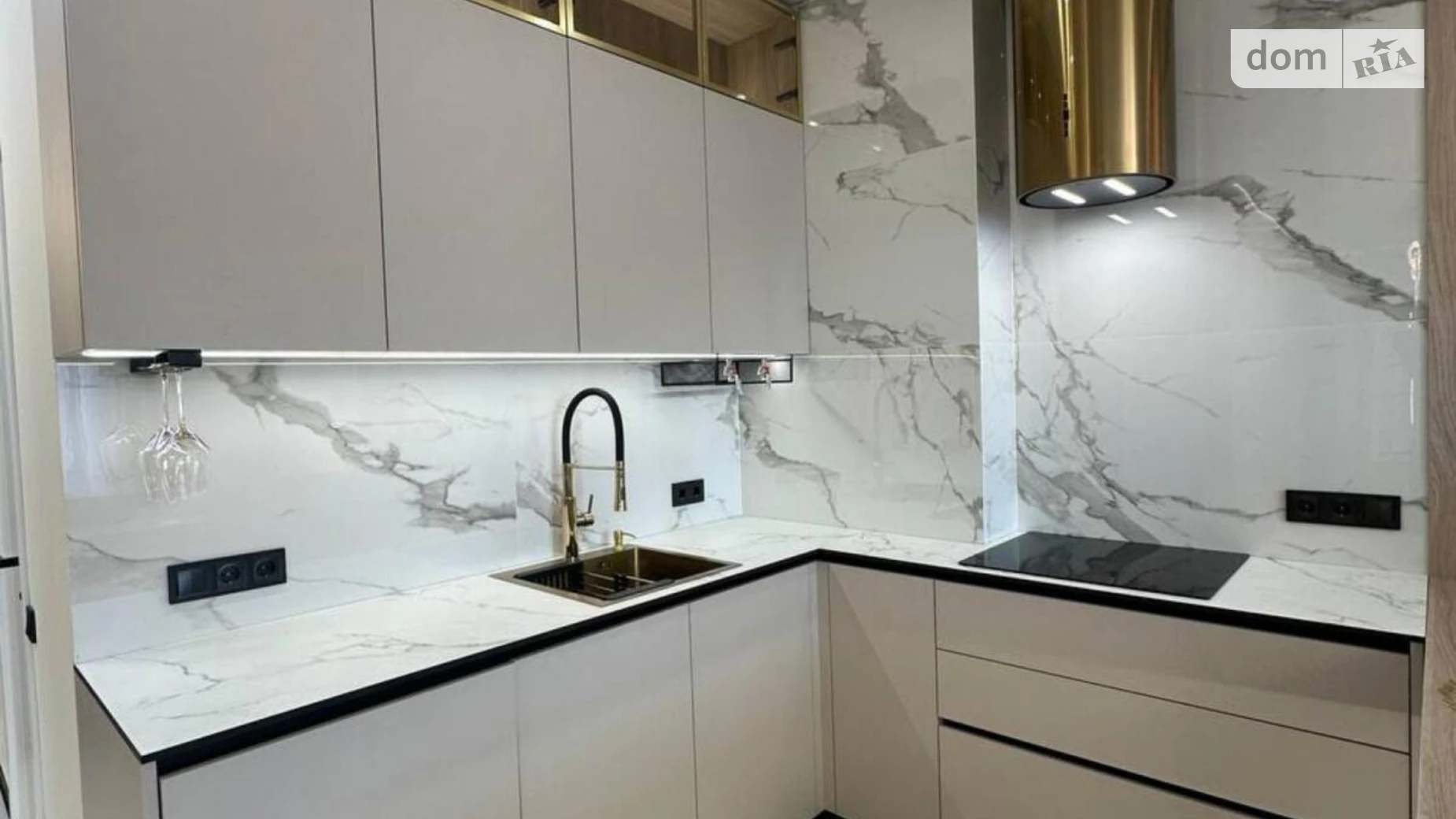 Продается 4-комнатная квартира 109 кв. м в Одессе, цена: 280000 $ - фото 2