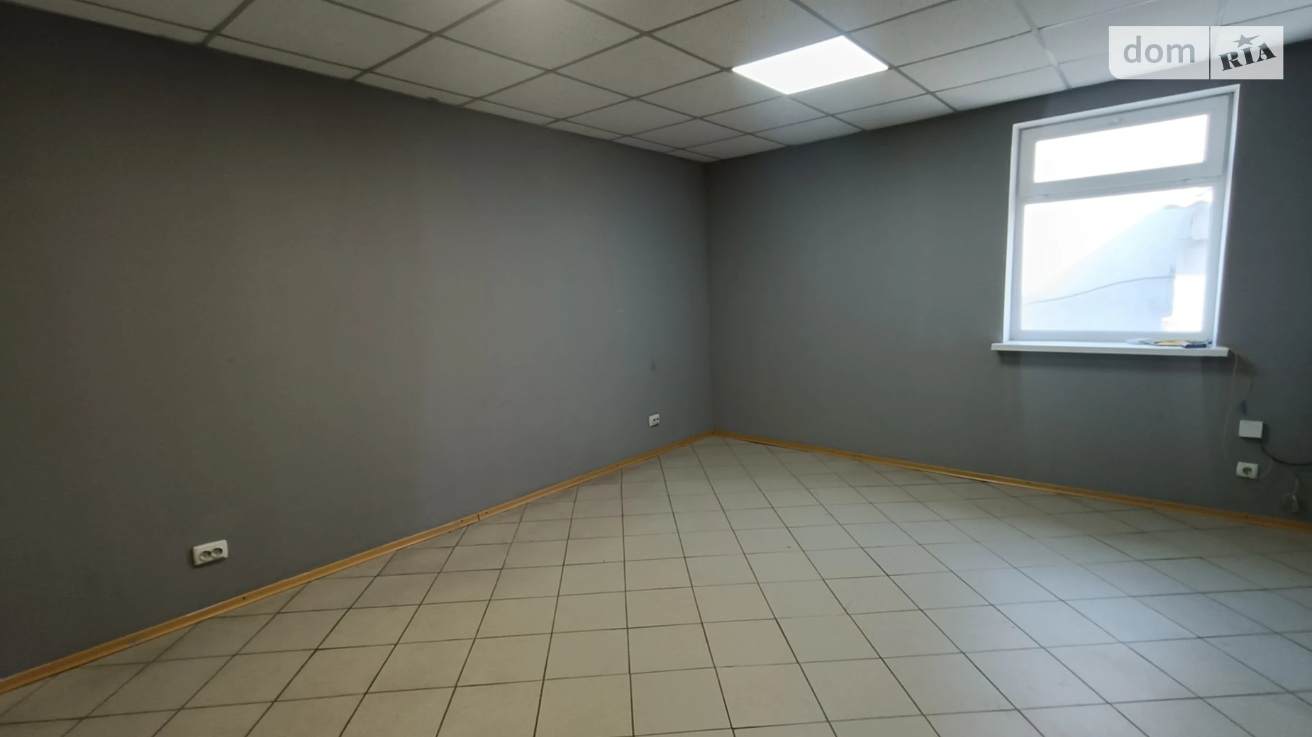 Сдается в аренду офис 20 кв. м в бизнес-центре, цена: 3000 грн - фото 2