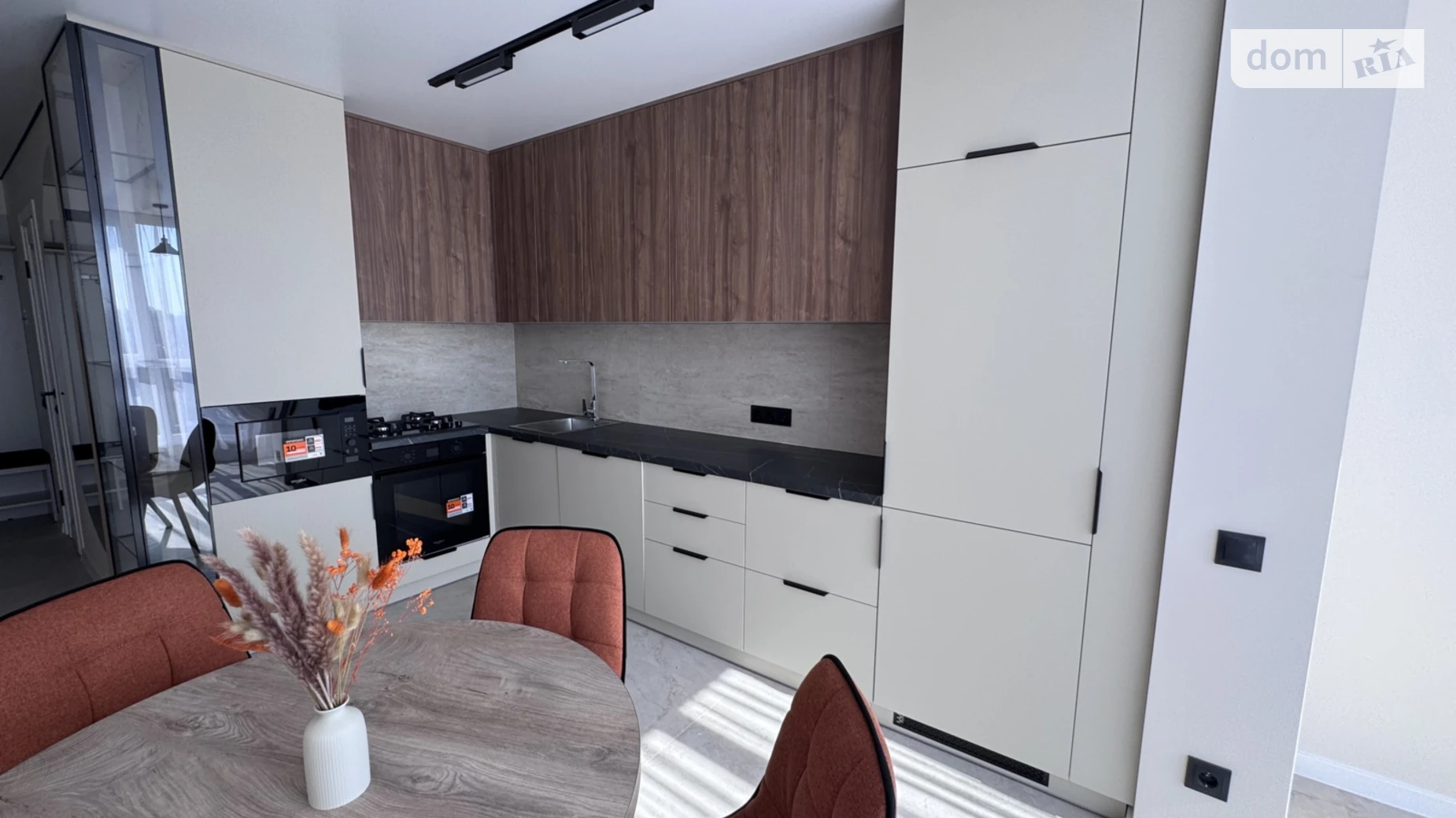 1-комнатная квартира 49 кв. м в Тернополе, просп. Бандеры Степана, 46-48 - фото 4