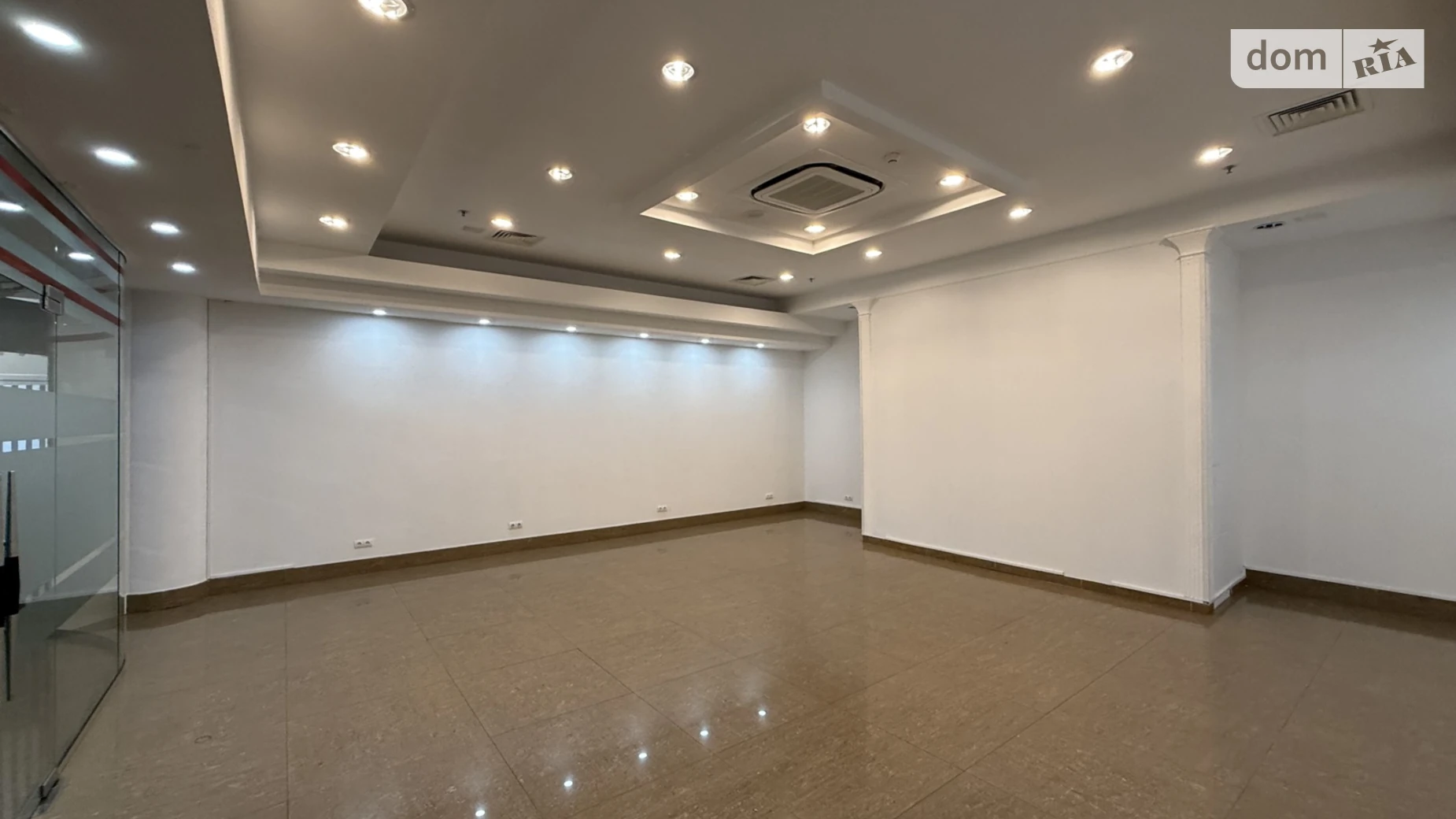 Сдается в аренду офис 55 кв. м в бизнес-центре, цена: 28600 грн - фото 4