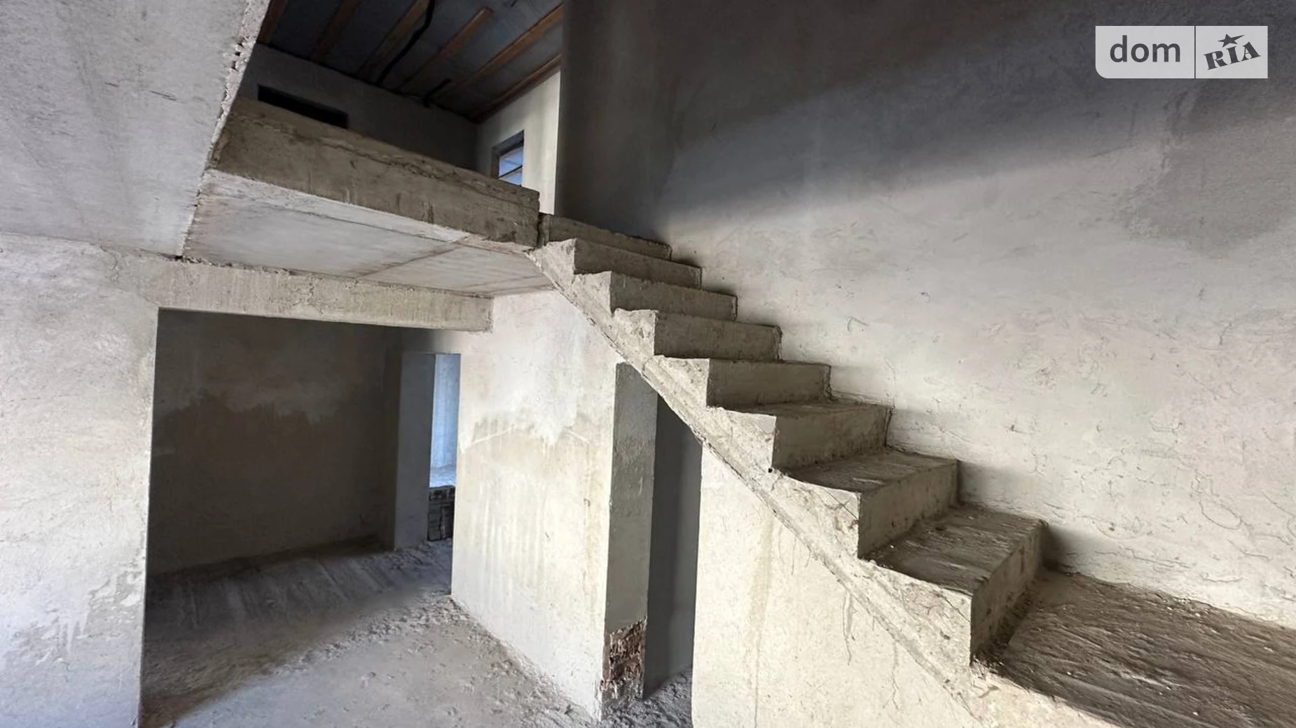 Продается дом на 2 этажа 254.8 кв. м с террасой, цена: 128000 $ - фото 3