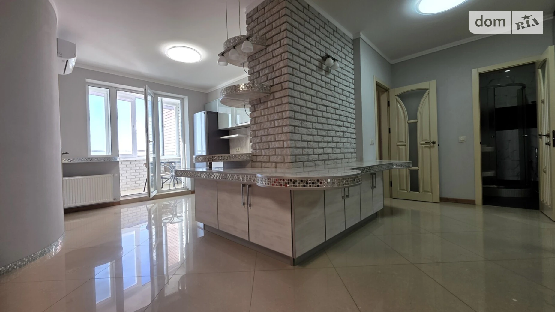 Продается 2-комнатная квартира 78 кв. м в Киеве, ул. Героев полка АЗОВ(Маршала Малиновского), 8 - фото 2