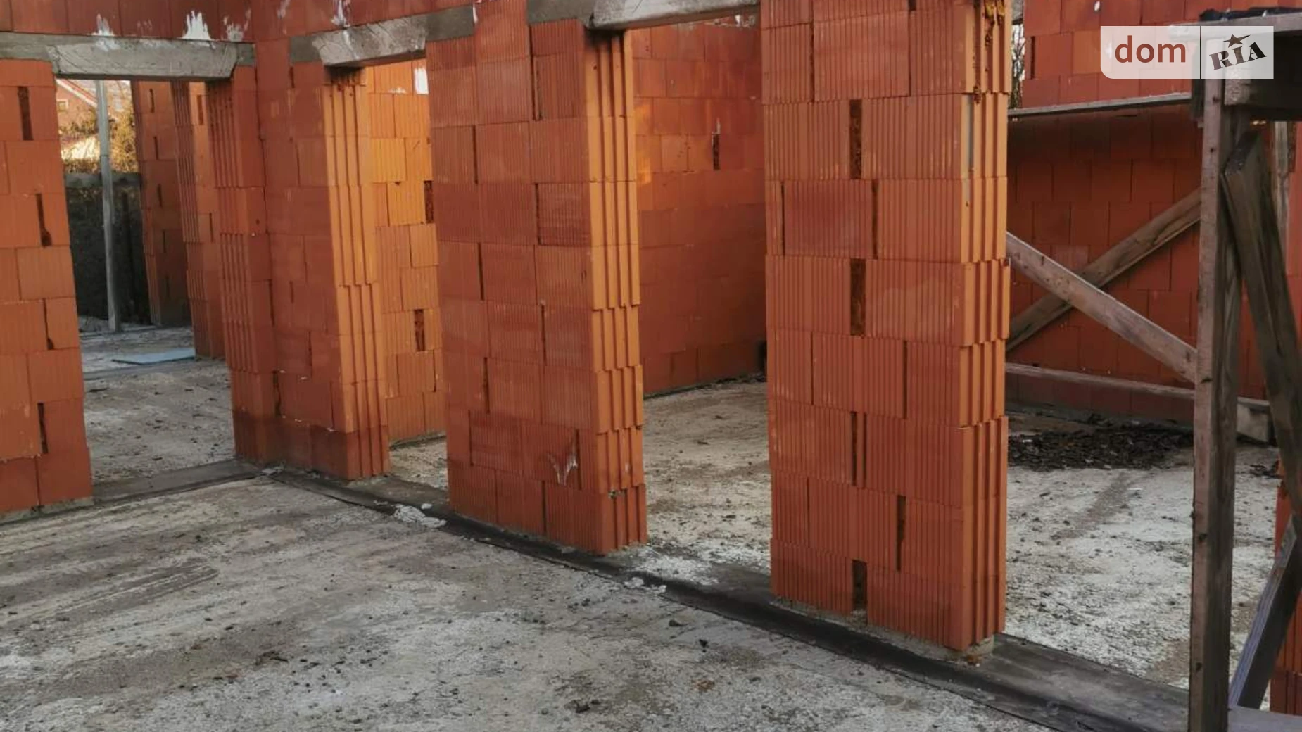 Продается одноэтажный дом 168 кв. м с верандой, цена: 60000 $ - фото 4