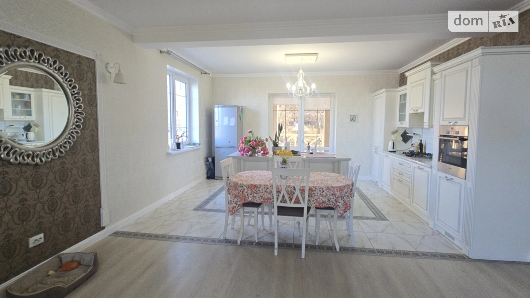 Продается дом на 2 этажа 270 кв. м с гаражом, цена: 185000 $ - фото 5