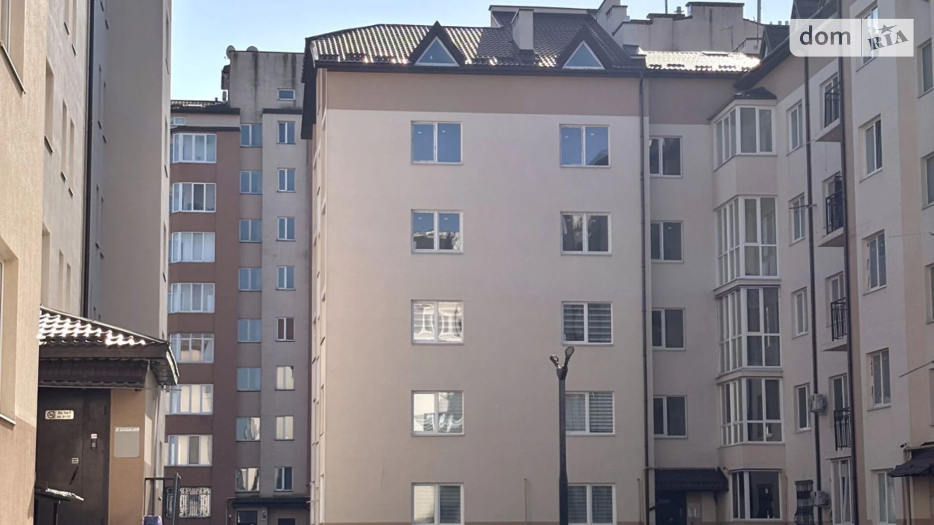 Продается 3-комнатная квартира 112 кв. м в Жовкве, ул. С. Петлюры, 9А - фото 2