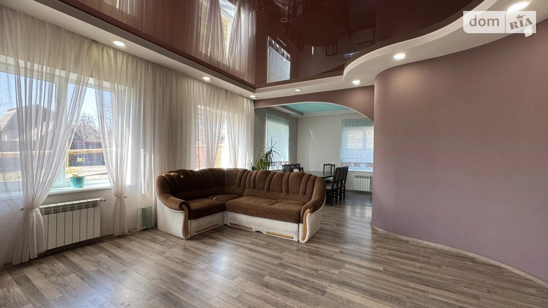 Продается дом на 2 этажа 170 кв. м с балконом, цена: 158000 $ - фото 2