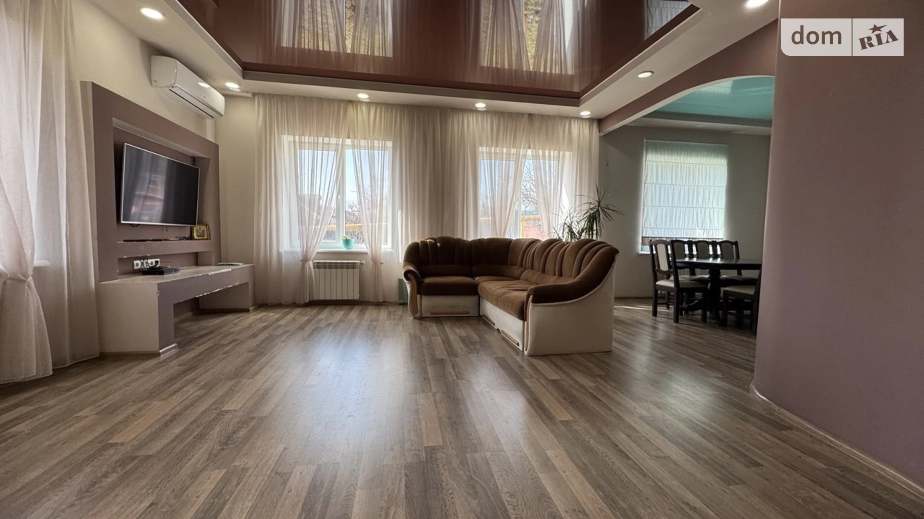 Продается дом на 2 этажа 170 кв. м с балконом, цена: 158000 $ - фото 3