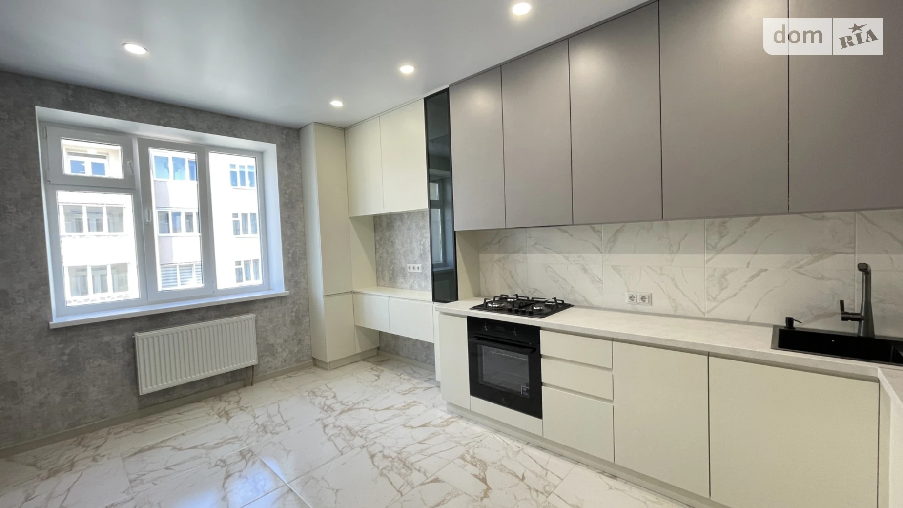 Продается 1-комнатная квартира 44 кв. м в Хмельницком, ул. Кармелюка, 3/3 - фото 3