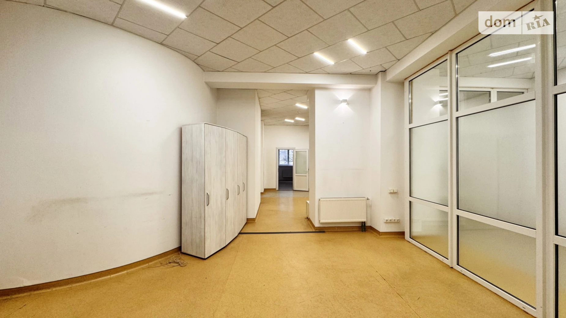 Продается помещения свободного назначения 217.1 кв. м в 8-этажном здании, цена: 399000 $ - фото 3