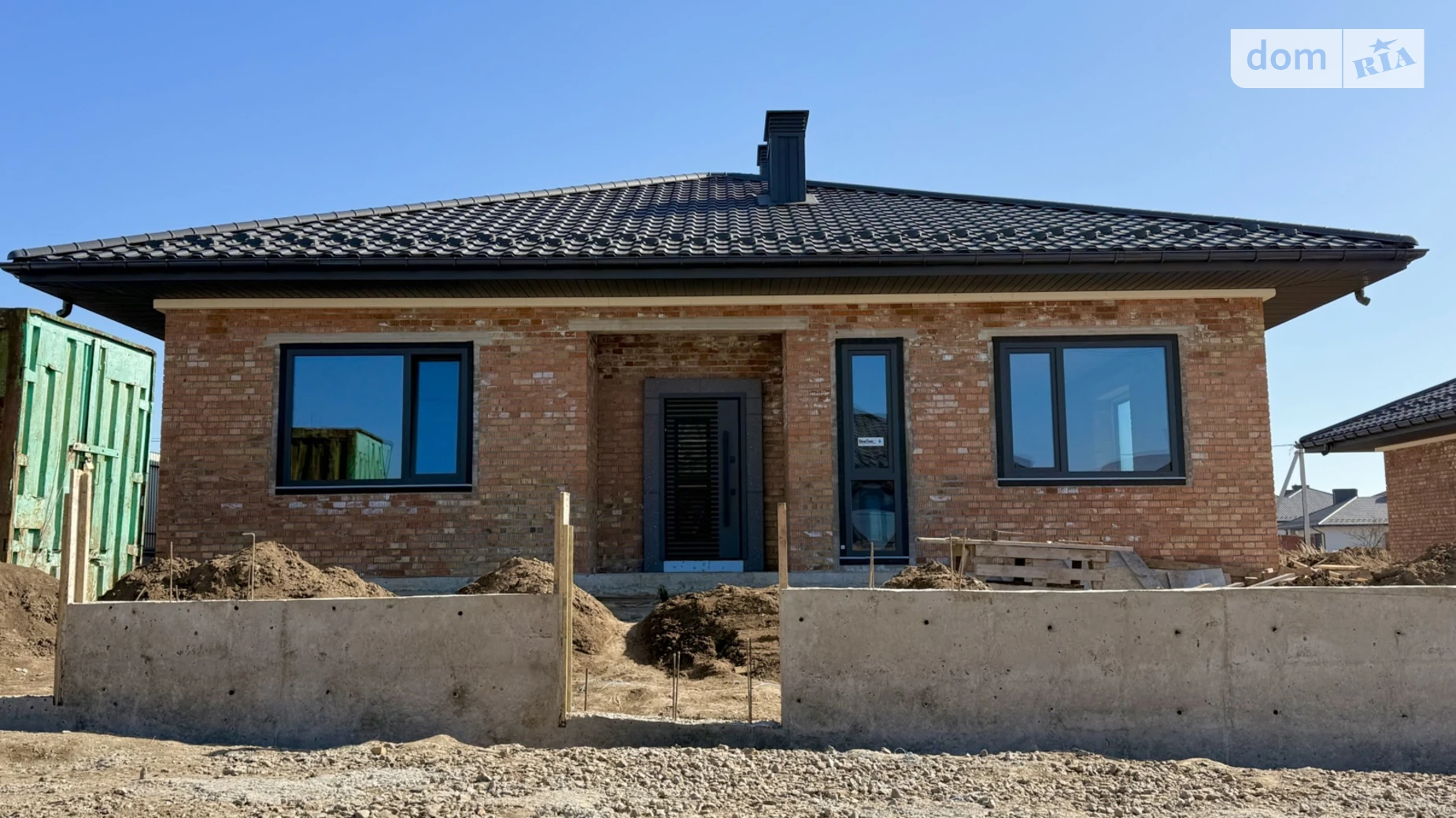 Продается одноэтажный дом 129 кв. м с верандой, цена: 150000 $ - фото 2