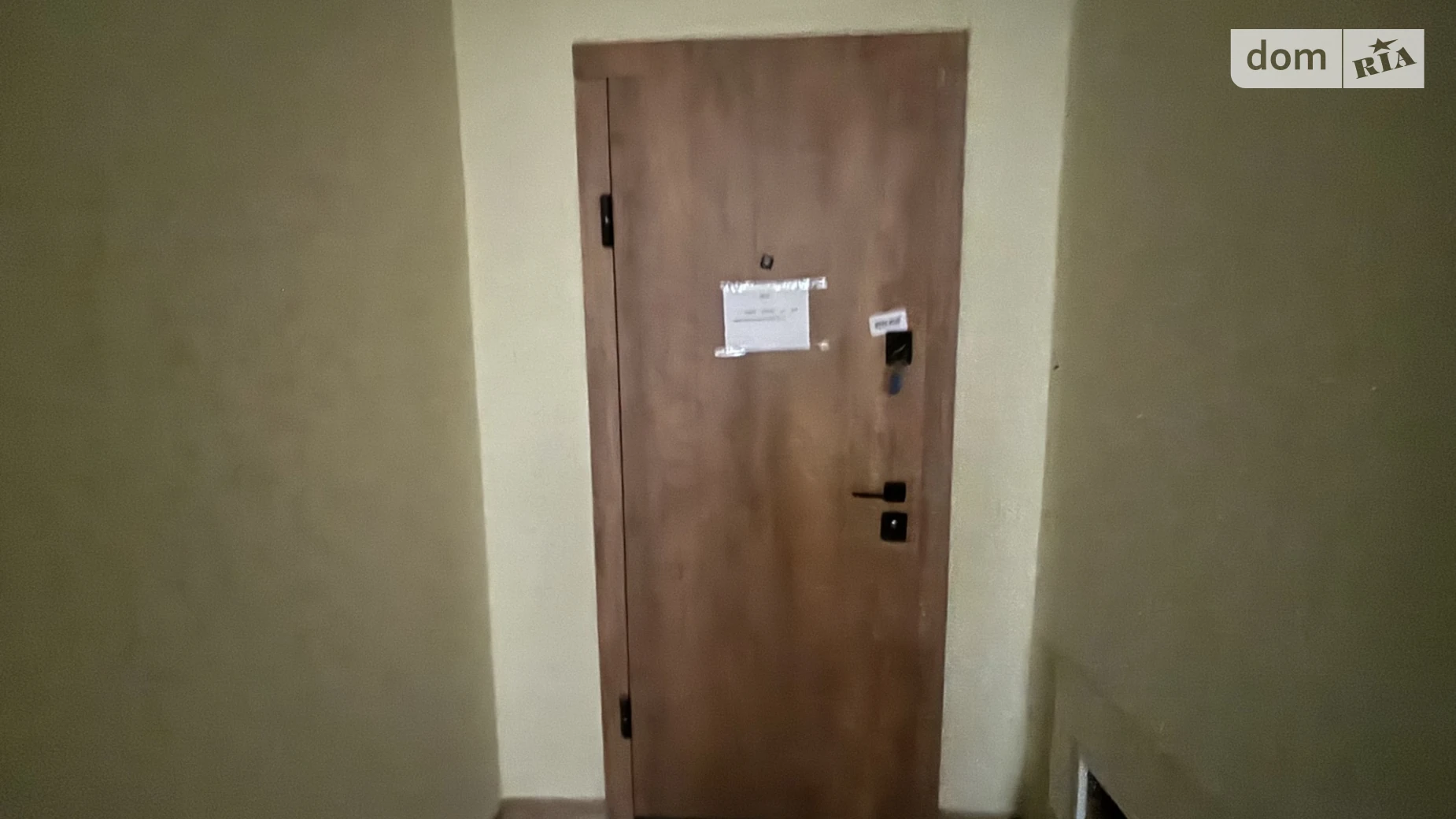Продается 2-комнатная квартира 70 кв. м в Ужгороде, ул. Енковская, 33 - фото 2