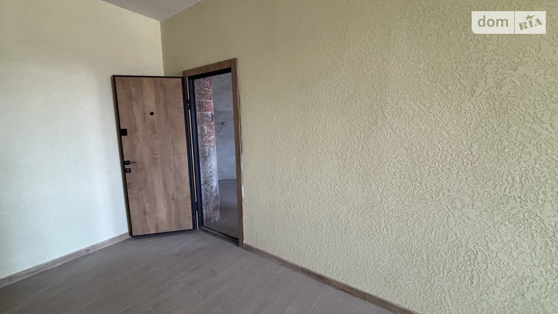 Продается 1-комнатная квартира 66 кв. м в Ужгороде, ул. Енковская, 33 - фото 4