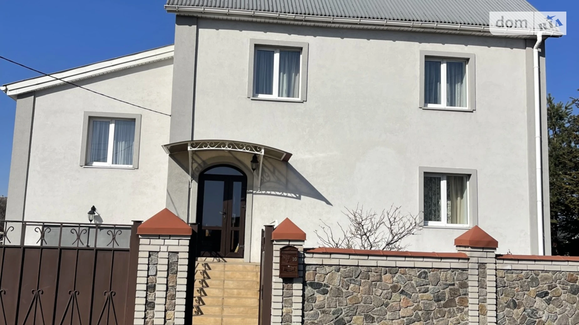 Продается дом на 2 этажа 125.5 кв. м с беседкой, цена: 175000 $ - фото 2