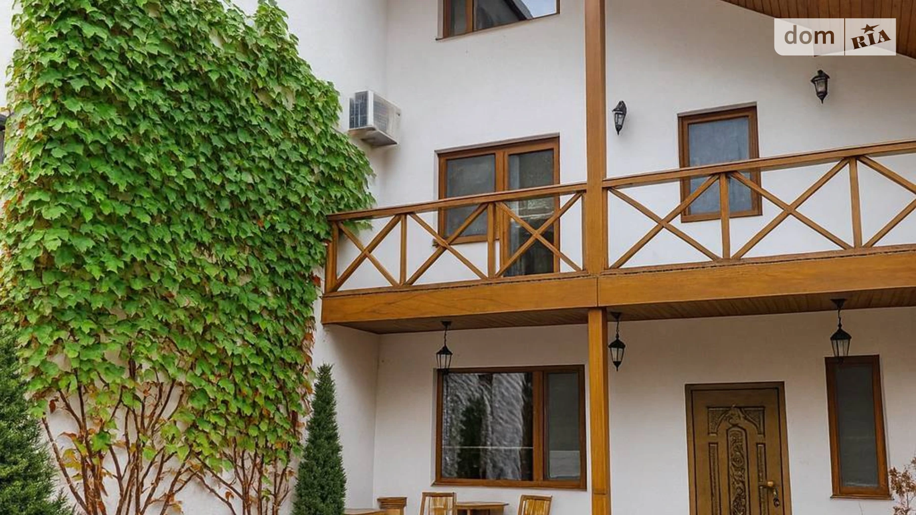 Продается дом на 3 этажа 183.3 кв. м с балконом, цена: 320000 $ - фото 2
