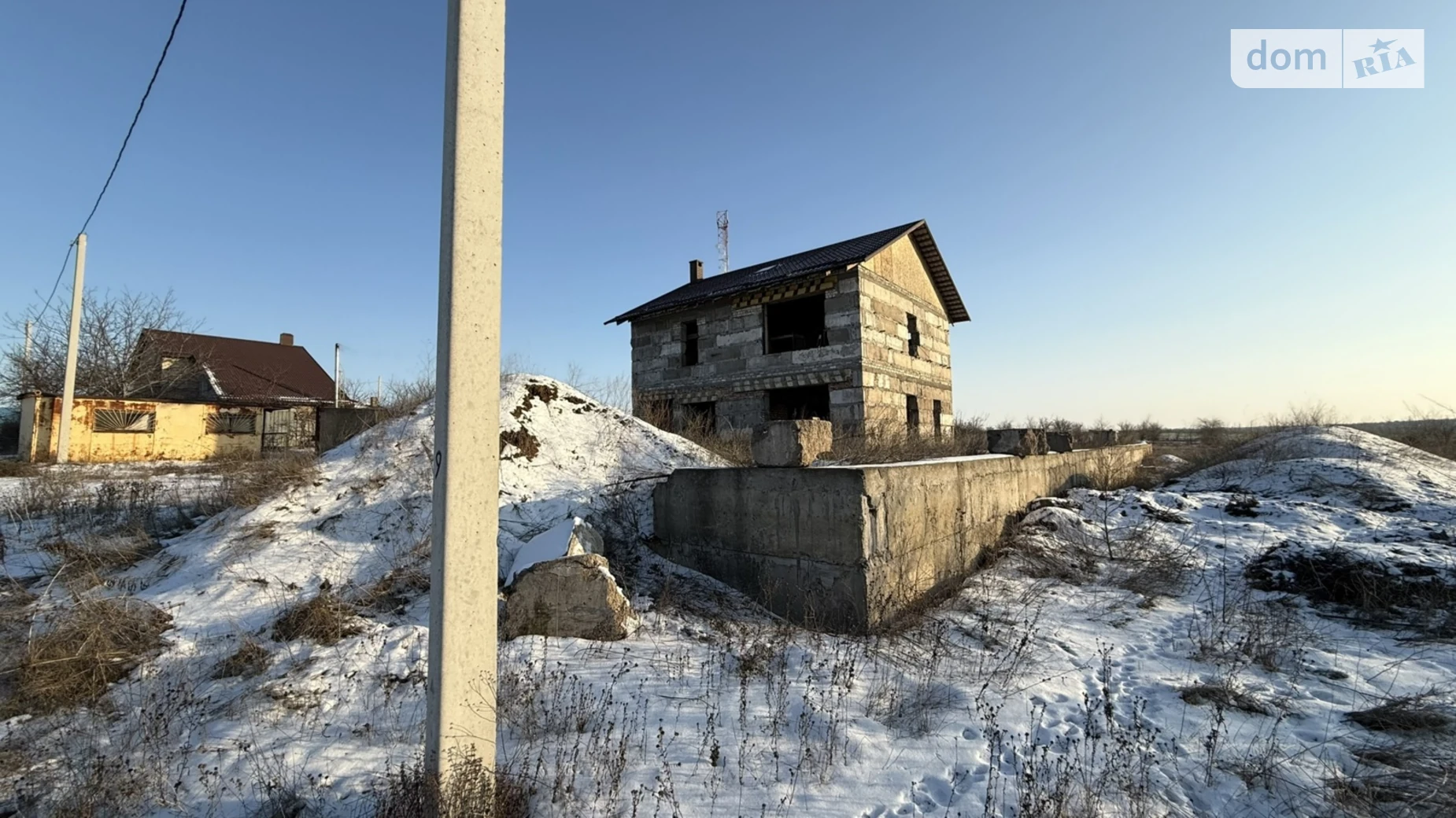 Продается дом на 2 этажа 240 кв. м с верандой, цена: 55000 $ - фото 3