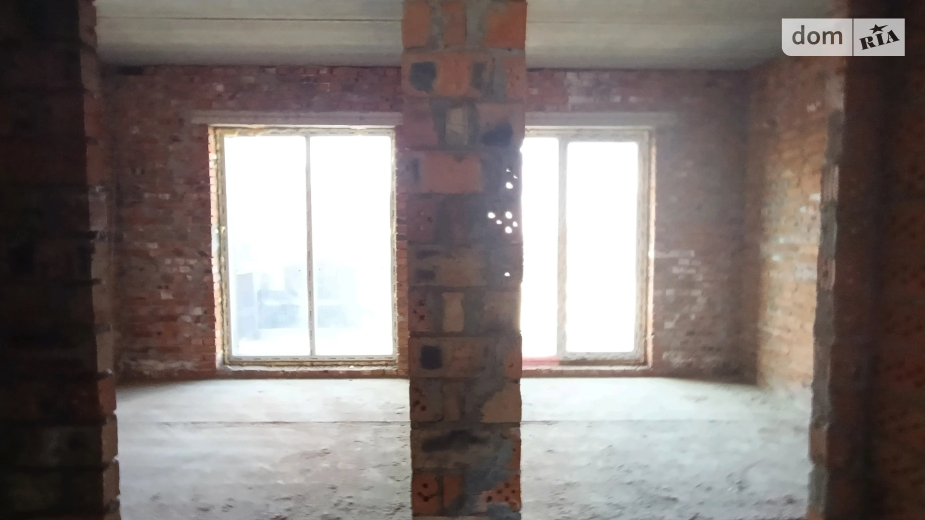 Продается дом на 2 этажа 120 кв. м с бассейном, цена: 96000 $ - фото 3