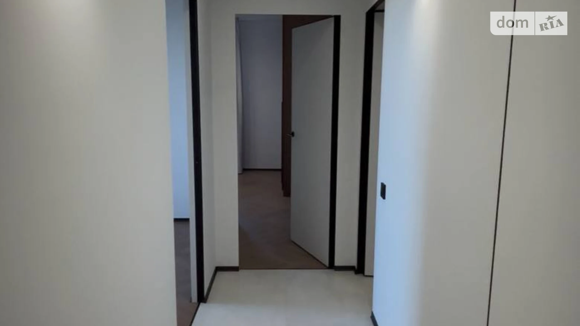 Продается 3-комнатная квартира 78.7 кв. м в Ирпене, ул. Университетская(Карла Маркса), 3/6 - фото 2