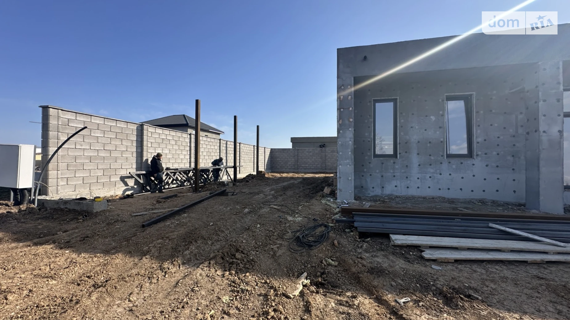 Продається одноповерховий будинок 165 кв. м з гаражем, цена: 240000 $ - фото 2
