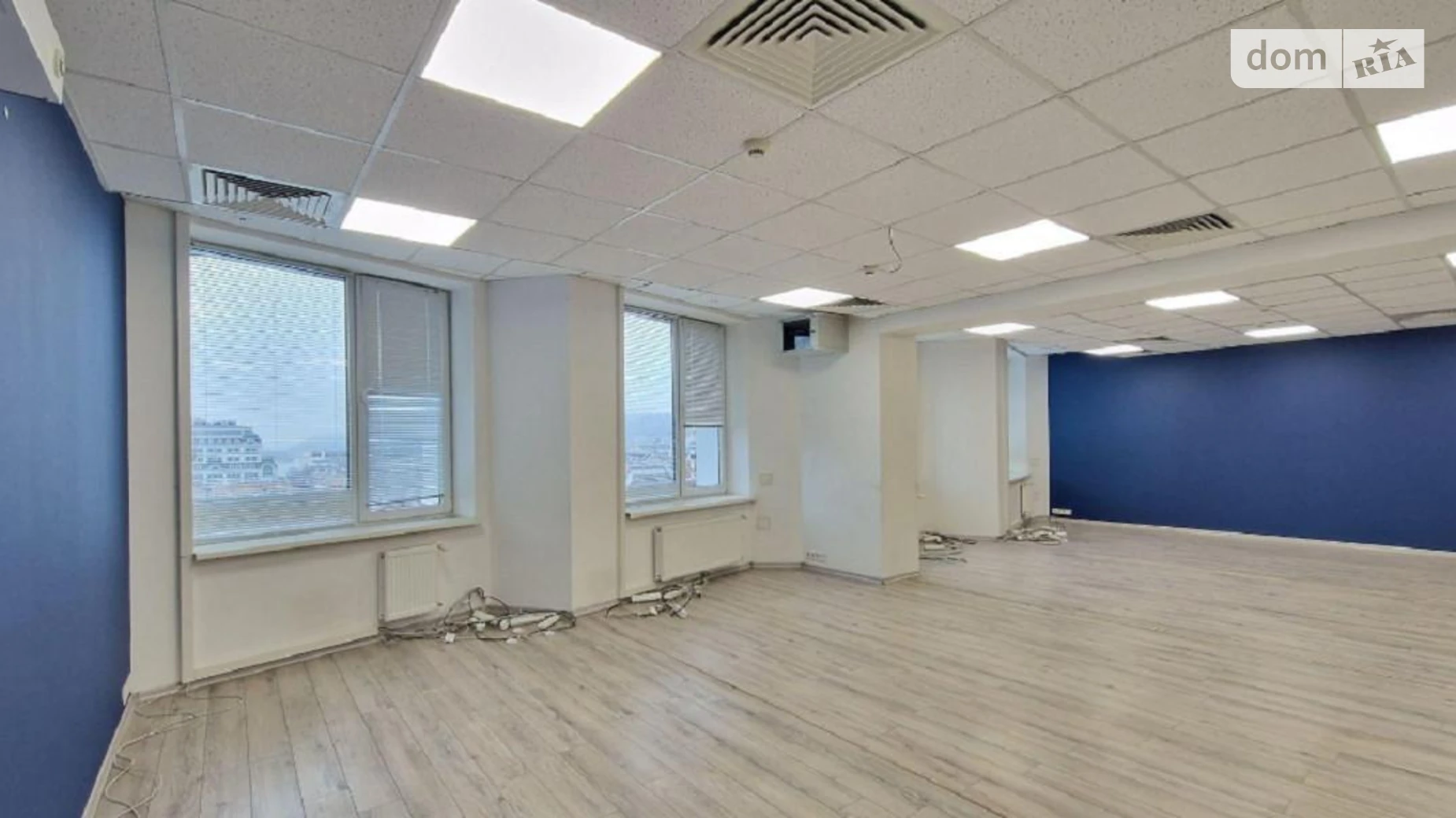 Сдается в аренду офис 750 кв. м в бизнес-центре, цена: 15000 $ - фото 3