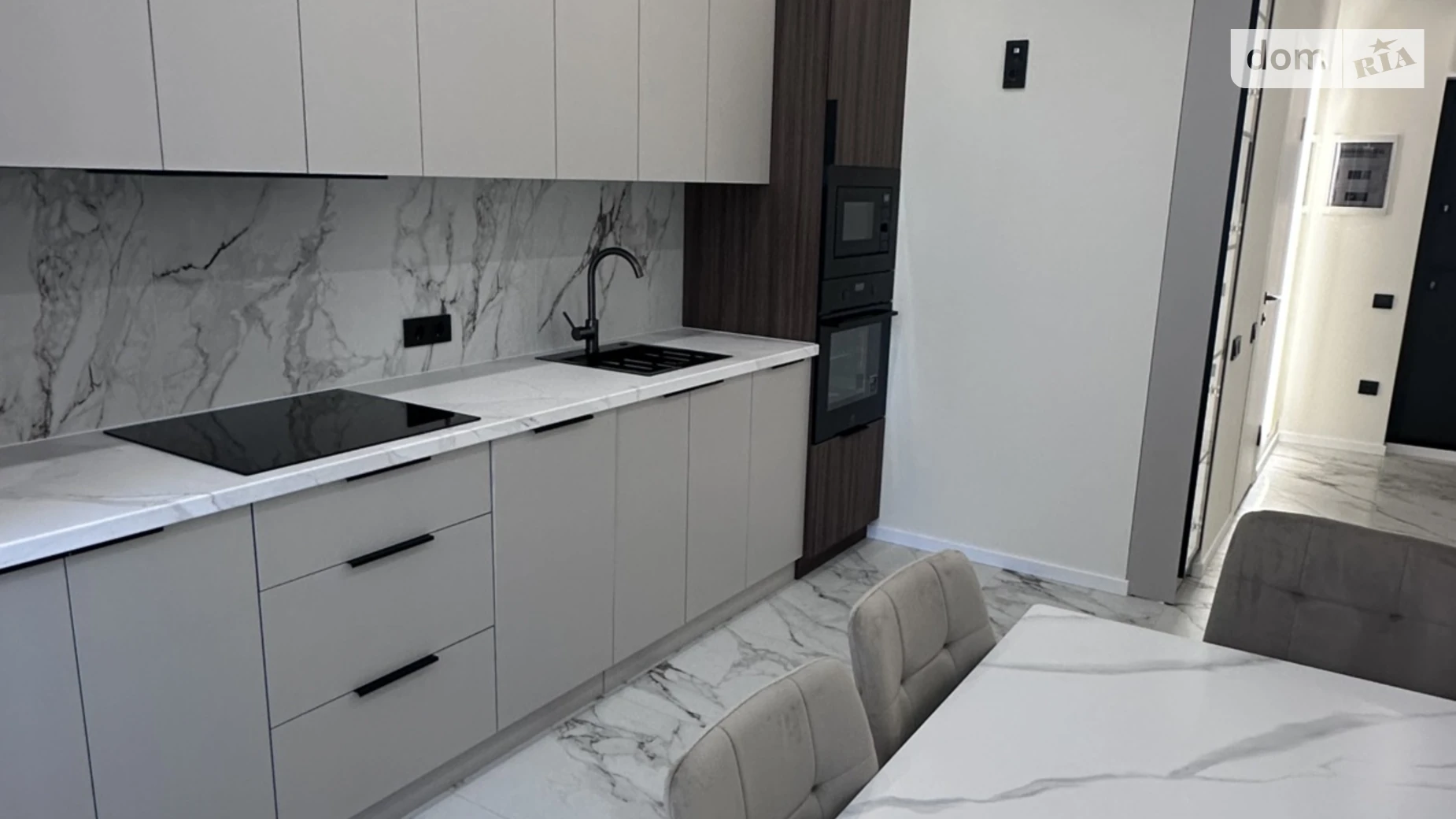 Продается 1-комнатная квартира 39 кв. м в Ивано-Франковске, ул. Вовчинецька, 223А - фото 3