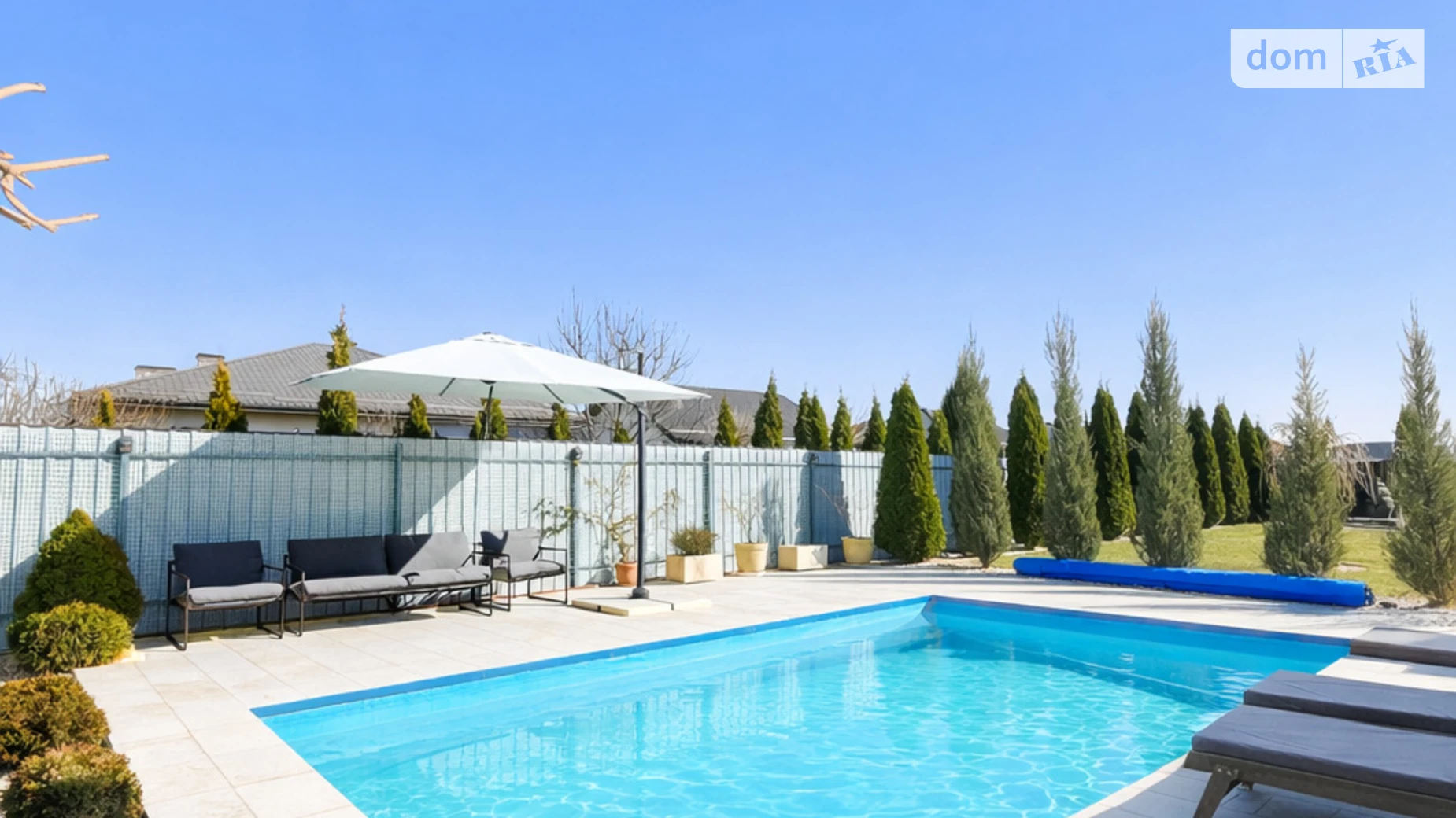 Продается дом на 2 этажа 150 кв. м с камином, цена: 400000 $ - фото 2