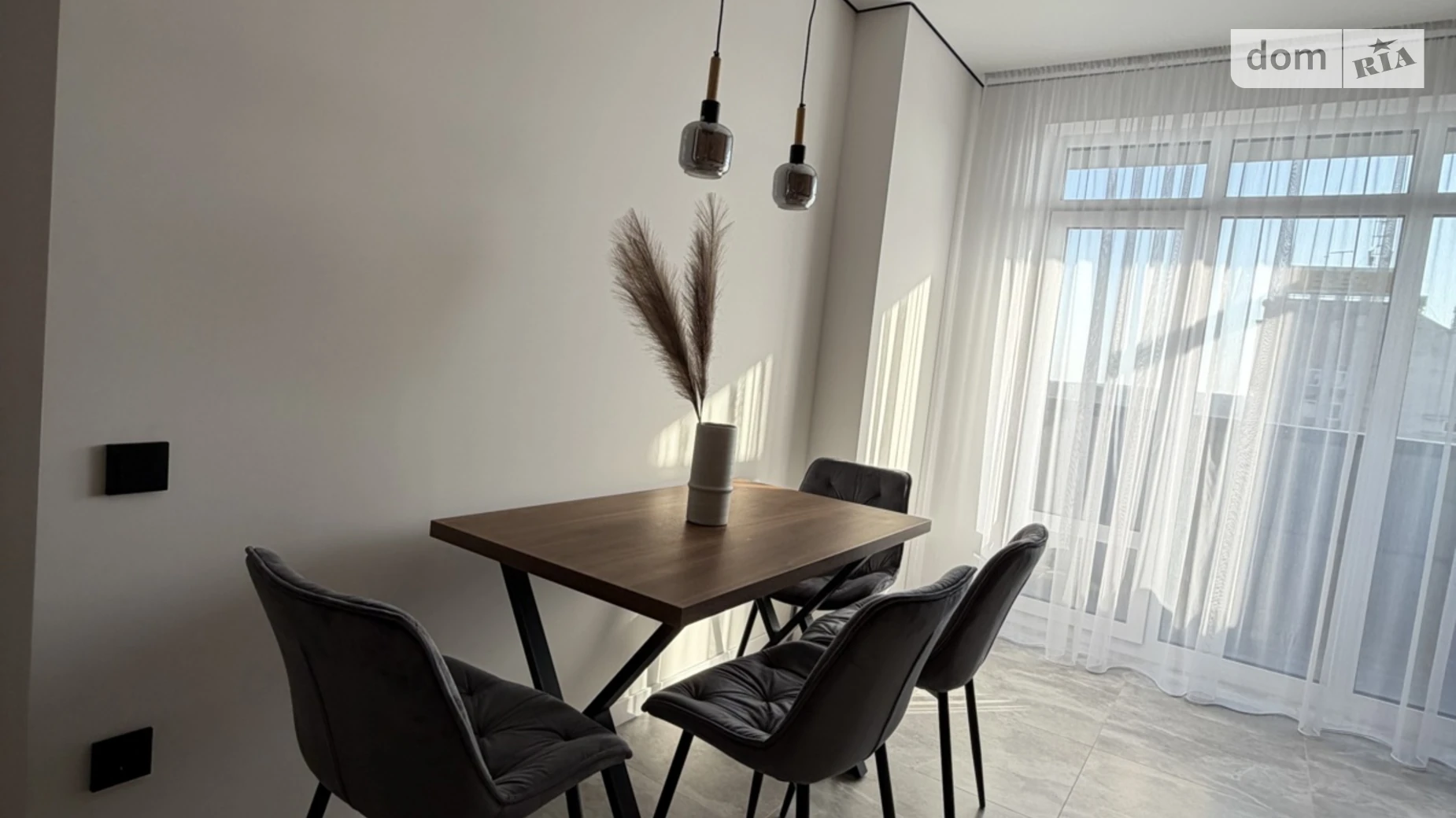 1-комнатная квартира 47 кв. м в Тернополе, ул. Торговица(Живова Анатолия), 19 - фото 2