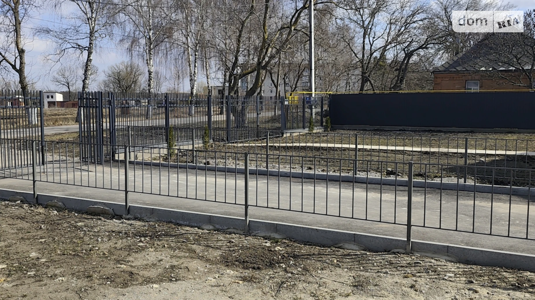 Продается дом на 2 этажа 140 кв. м с камином, цена: 170000 $ - фото 3