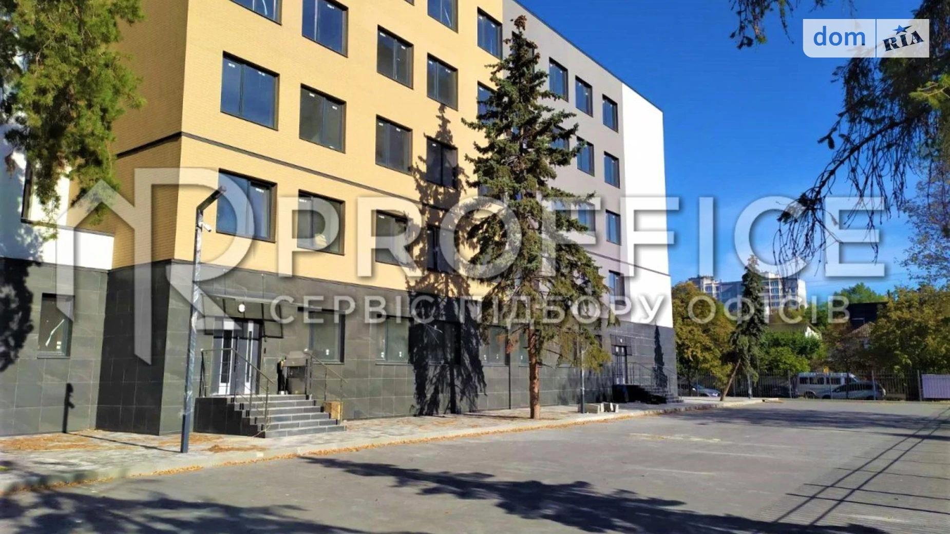 Сдается в аренду офис 213.7 кв. м в бизнес-центре, цена: 84420 грн - фото 4
