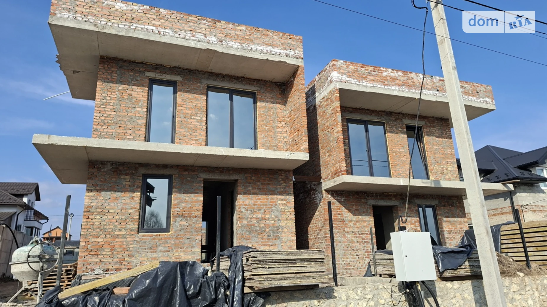 Продается дом на 2 этажа 140 кв. м с подвалом, цена: 160000 $ - фото 3