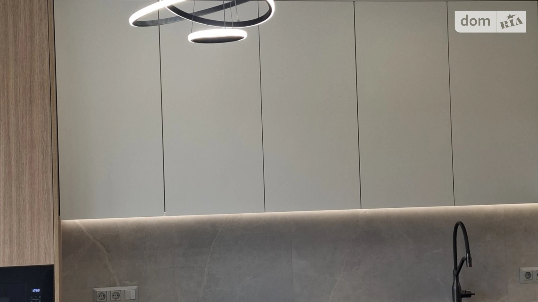 2-кімнатна квартира 74 кв. м у Тернополі, цена: 89500 $ - фото 3