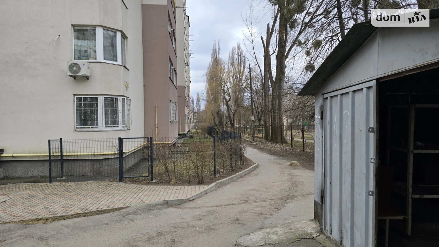 Сдается в аренду отдельно стоящий гараж под легковое авто на 15 кв. м, цена: 5000 грн - фото 4