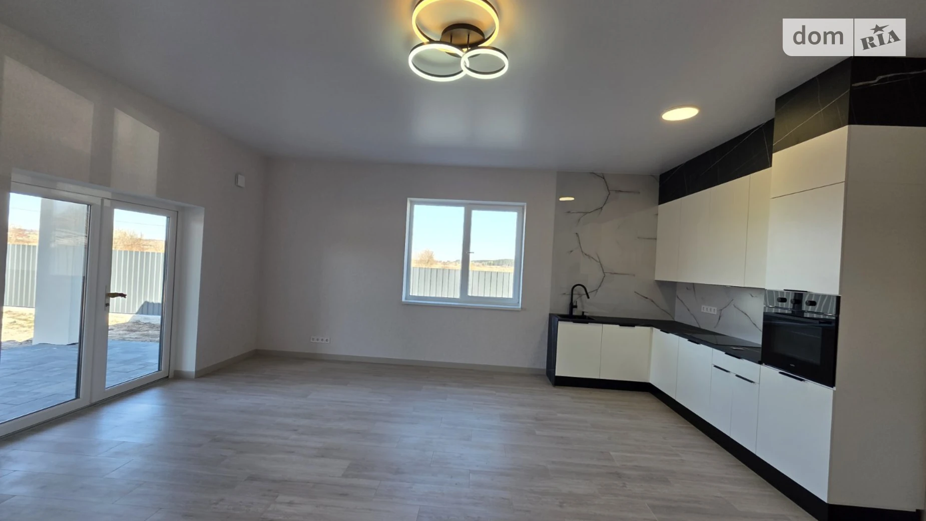 Продается одноэтажный дом 125 кв. м с мебелью, цена: 159990 $ - фото 2