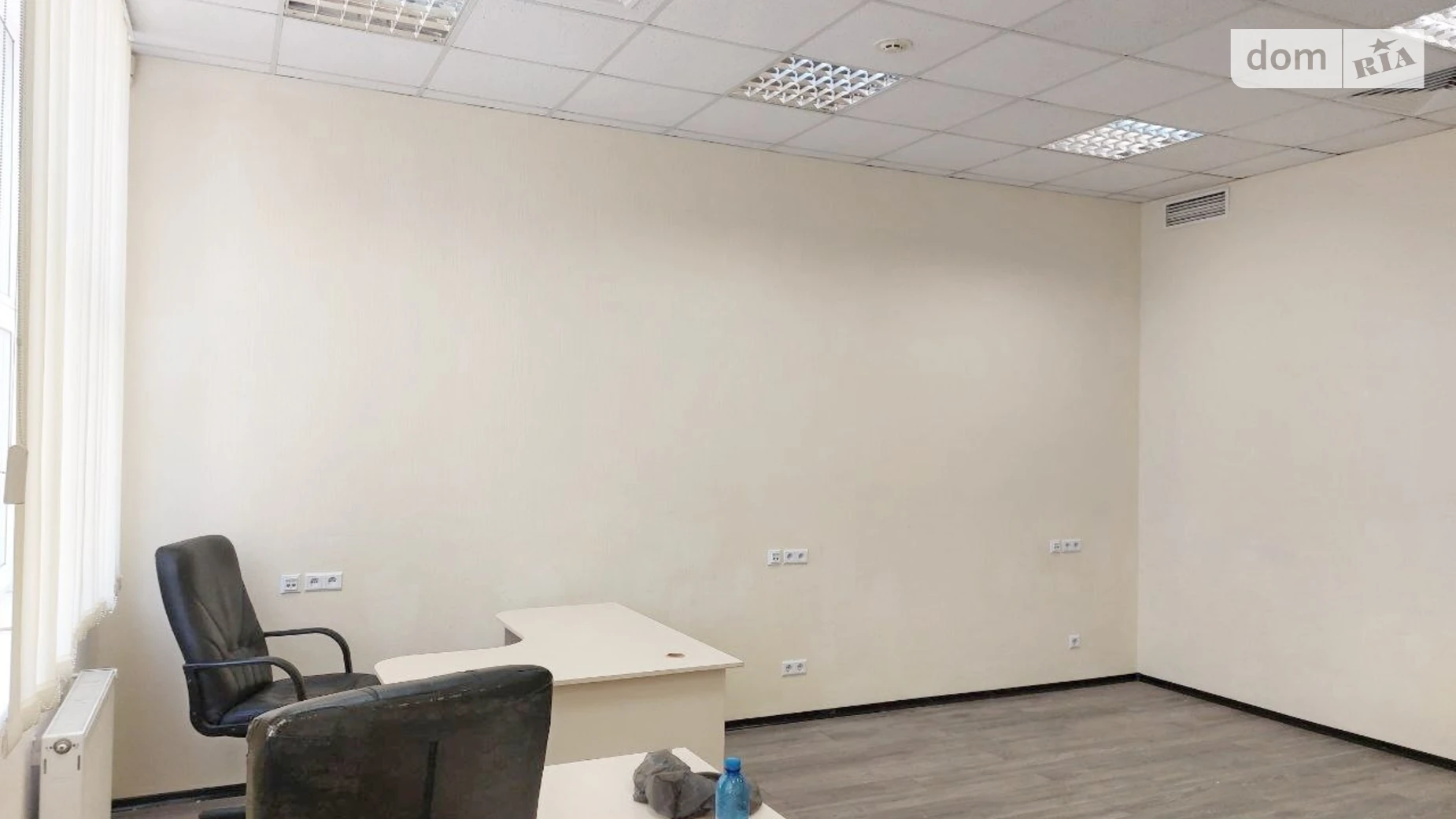 Сдается в аренду помещения свободного назначения 44 кв. м в 5-этажном здании, цена: 13145 грн - фото 5
