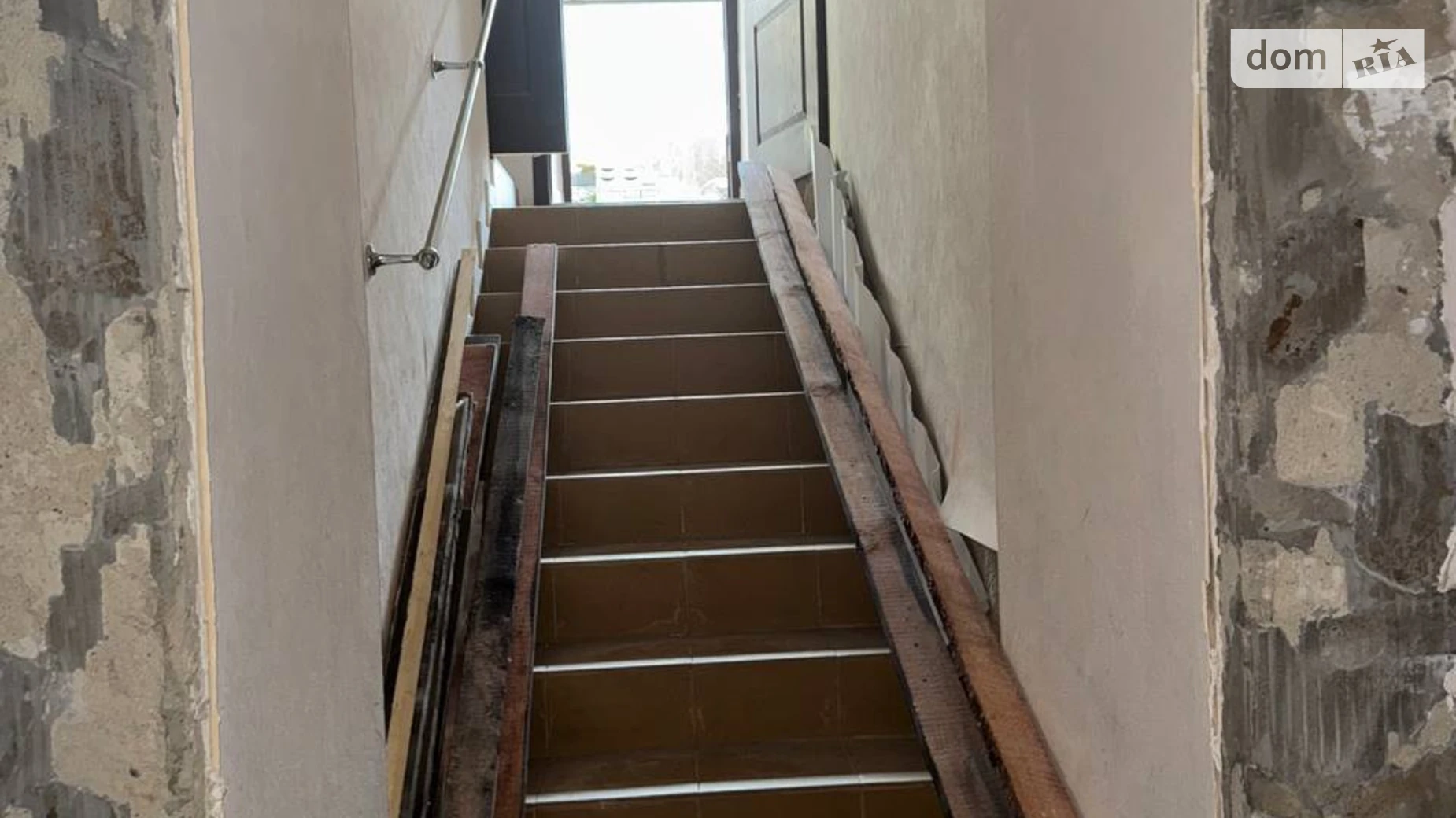 Продается офис 29.1 кв. м в бизнес-центре, цена: 13500 $ - фото 2