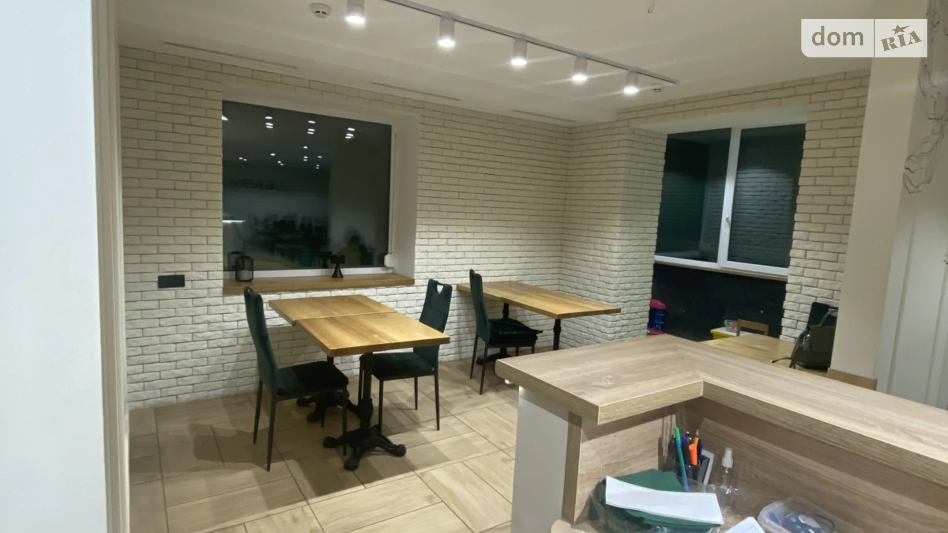 Продается офис 134 кв. м в бизнес-центре, цена: 110000 $ - фото 4