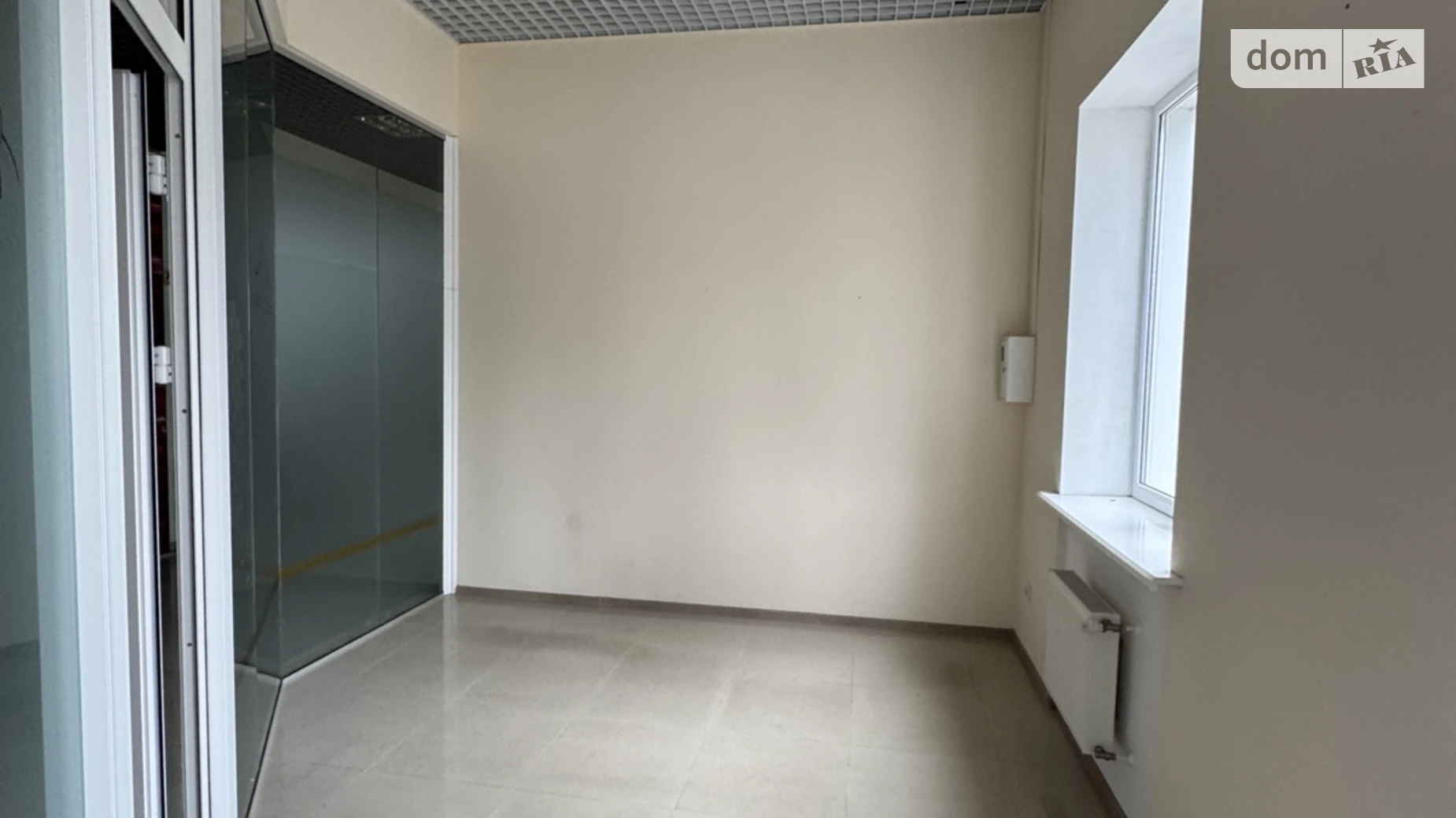 Сдается в аренду офис 14 кв. м в бизнес-центре, цена: 4000 грн - фото 4