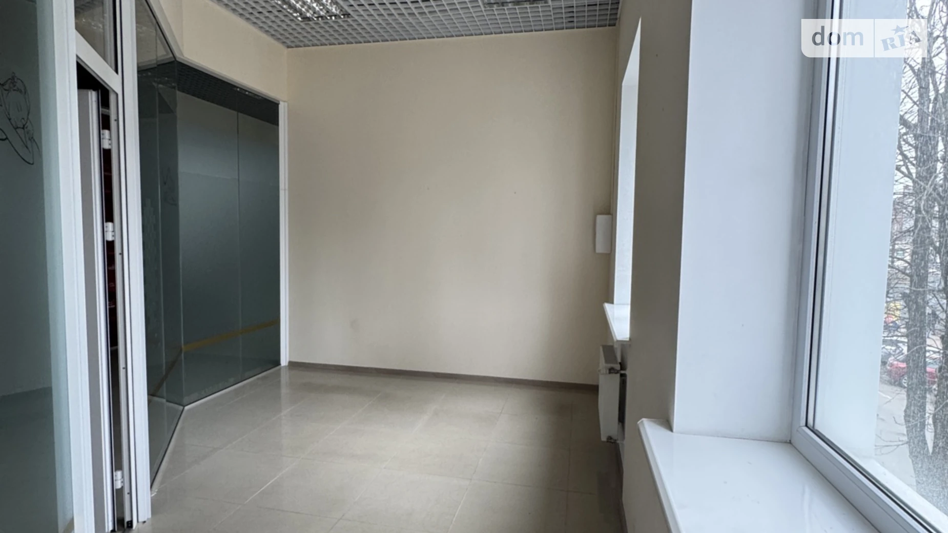 Сдается в аренду офис 14 кв. м в бизнес-центре, цена: 4000 грн - фото 3