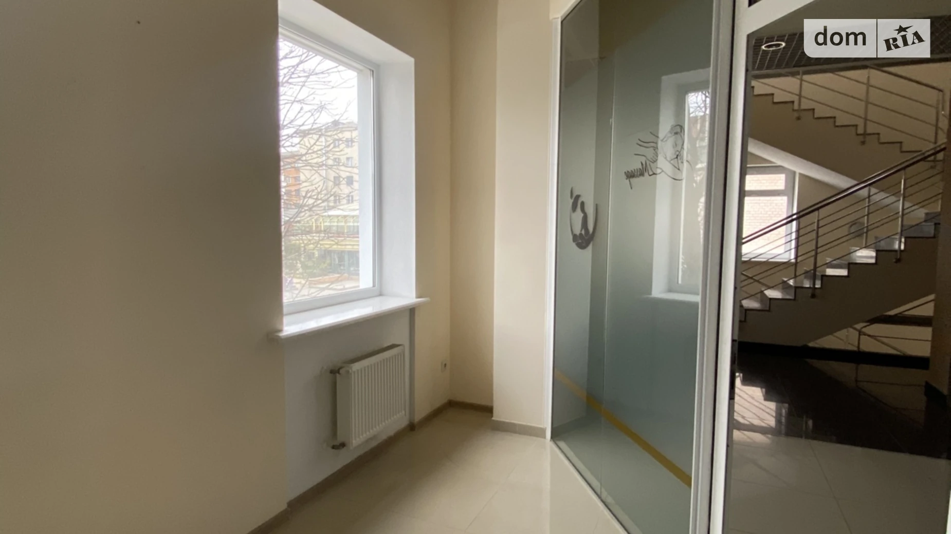 Сдается в аренду офис 14 кв. м в бизнес-центре, цена: 4000 грн - фото 4