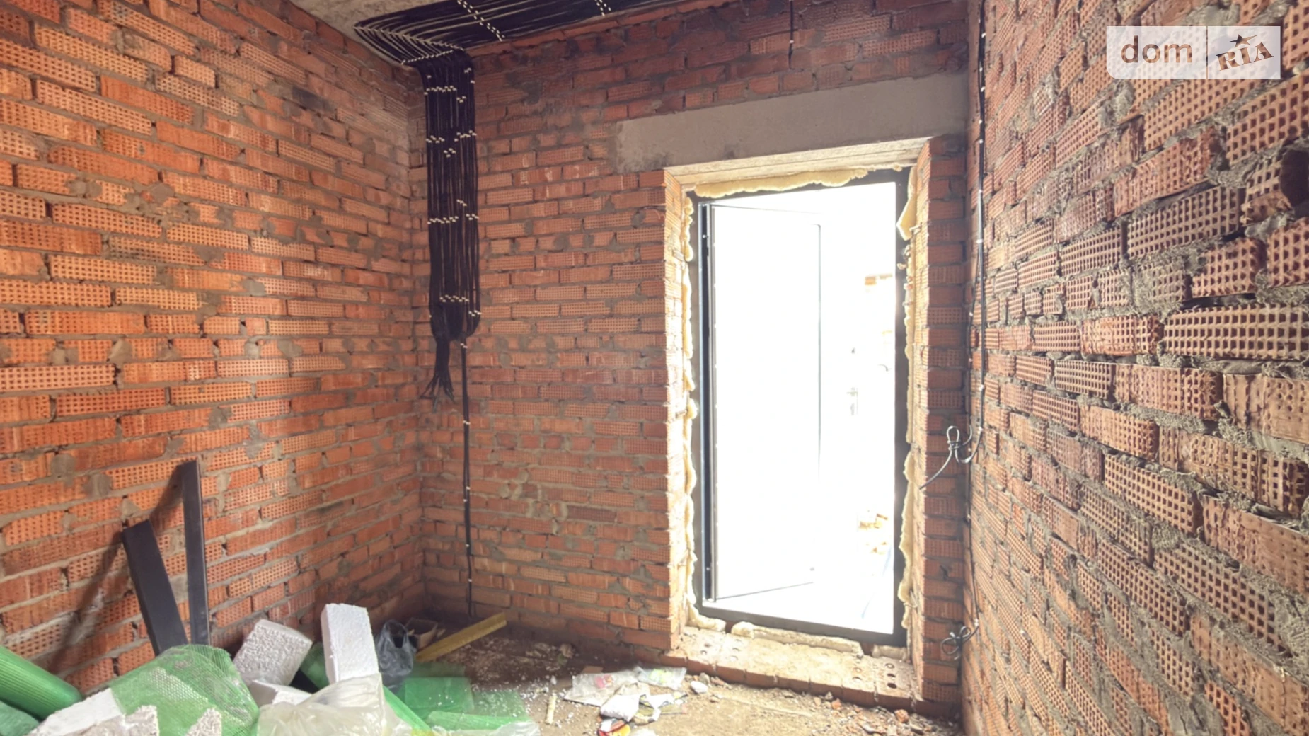 Продается дом на 2 этажа 108 кв. м с балконом, цена: 84000 $ - фото 3