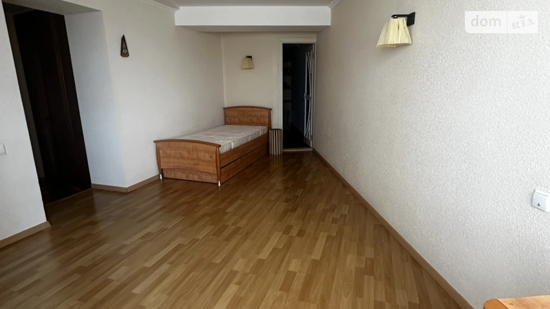 Продается 2-комнатная квартира 101.8 кв. м в Черноморске, цена: 73000 $ - фото 4