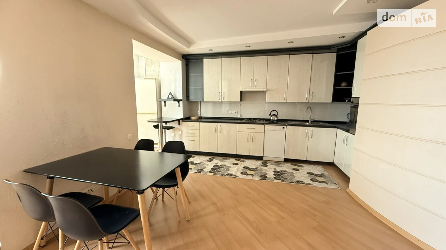 Продается 2-комнатная квартира 101.8 кв. м в, цена: 73000 $ - фото 2