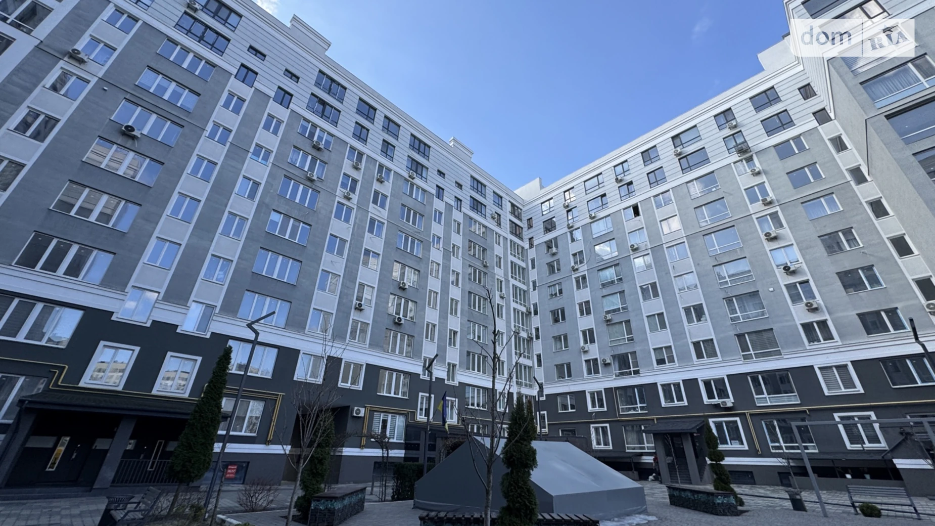 Продается 1-комнатная квартира 43 кв. м в Буче, ул. Ивана Кожедуба, 8А - фото 2