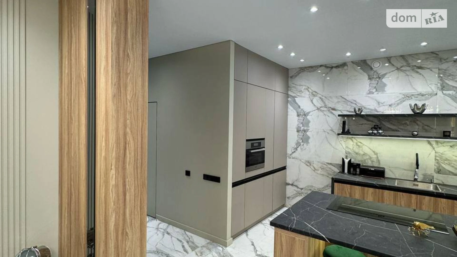 Продається 2-кімнатна квартира 107 кв. м у Хмельницькому, вул. Староміська, 1 корпус 1 - фото 2