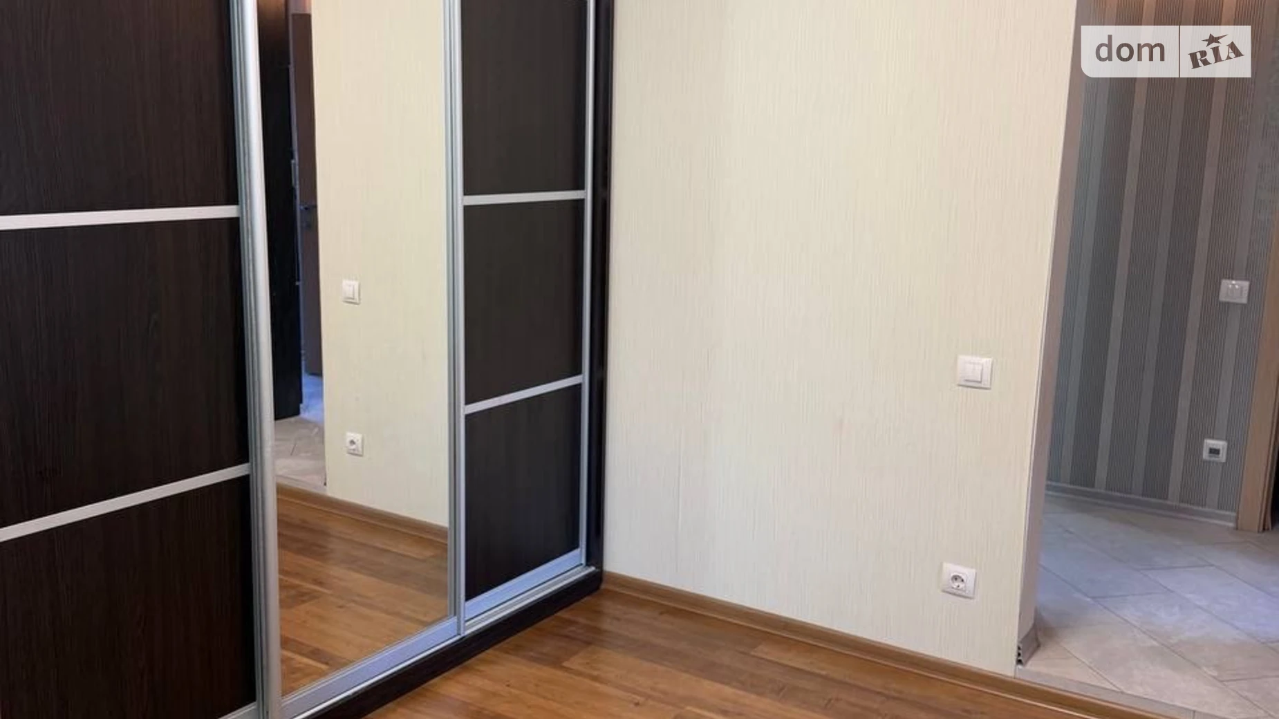 Продается 3-комнатная квартира 71 кв. м в Обухове, ул. Киевская, 164 - фото 3