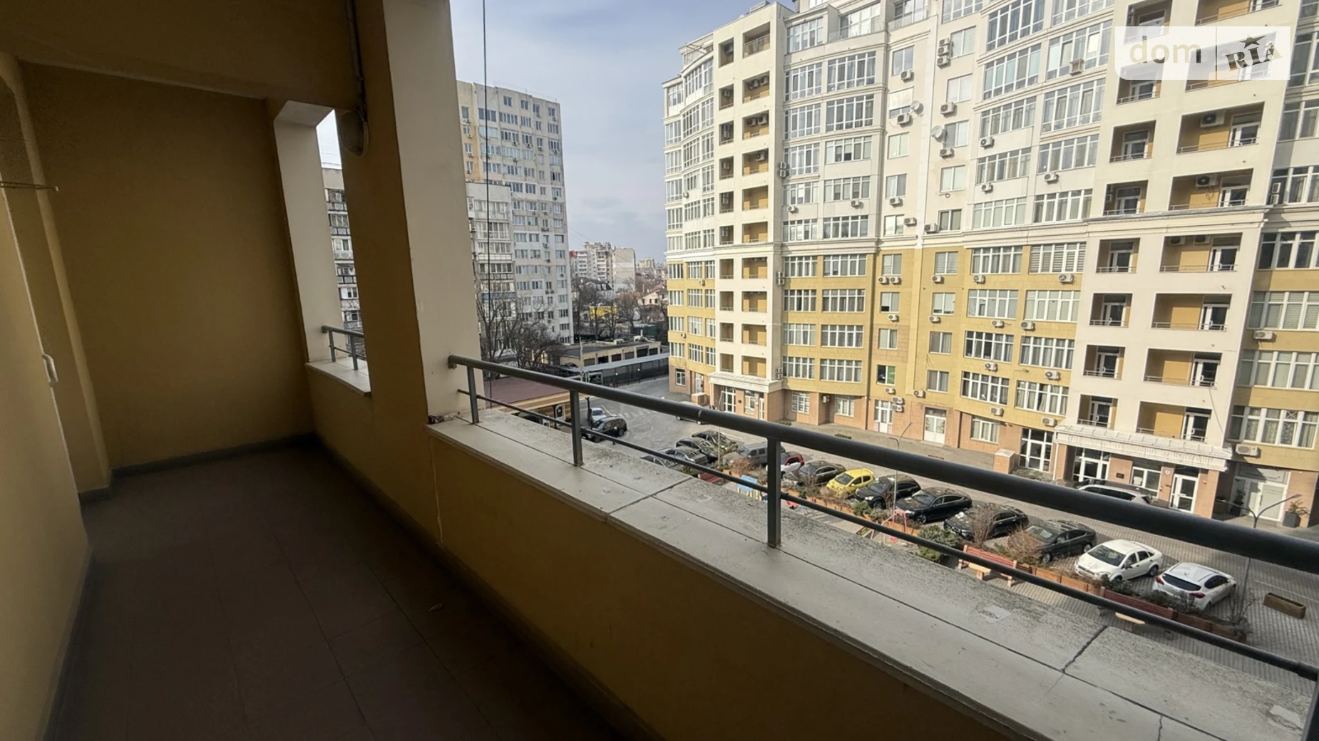 Продається 1-кімнатна квартира 57.9 кв. м у Одесі, пров. Аркадіївський, 9/1 - фото 2