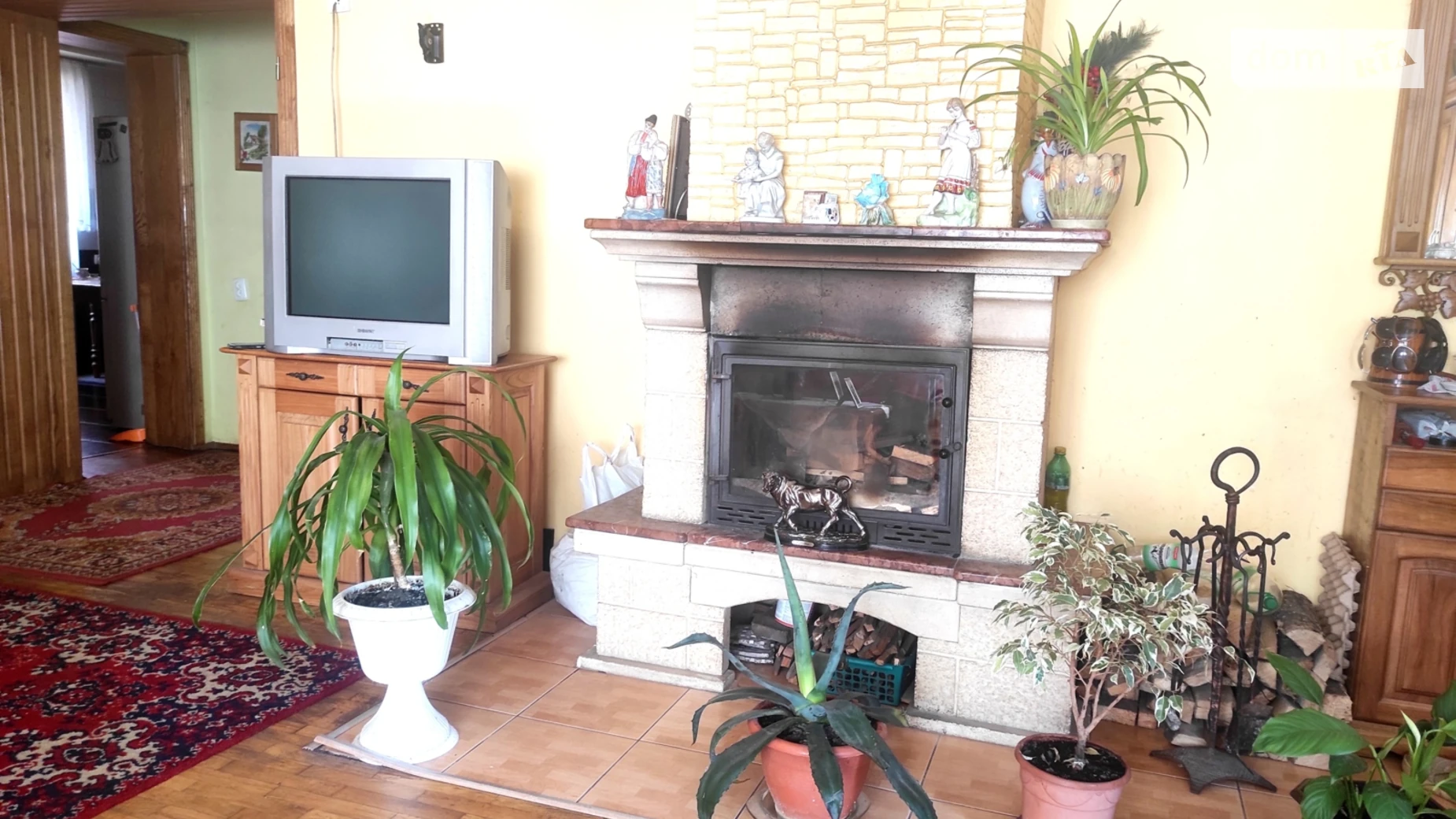 Продается дом на 2 этажа 204 кв. м с камином, цена: 159000 $ - фото 2